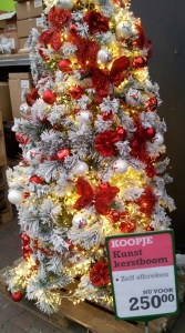 In welk fokking universum is 250 ballen voor zo'n levenloos namaakgeval een koopje?